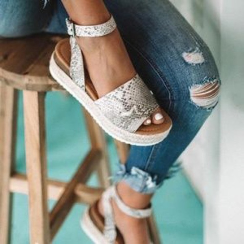 Soda platform espadrille size 10
